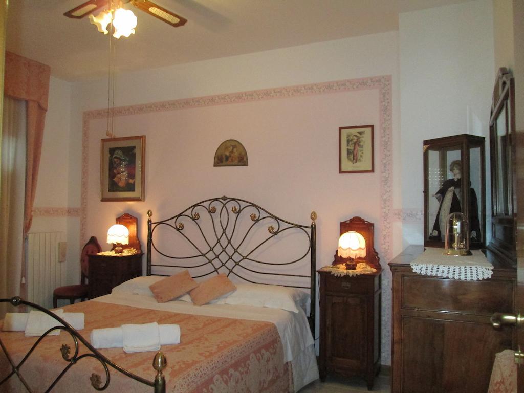 B&B Le Begonieアスコリ・ピチェーノ 部屋 写真